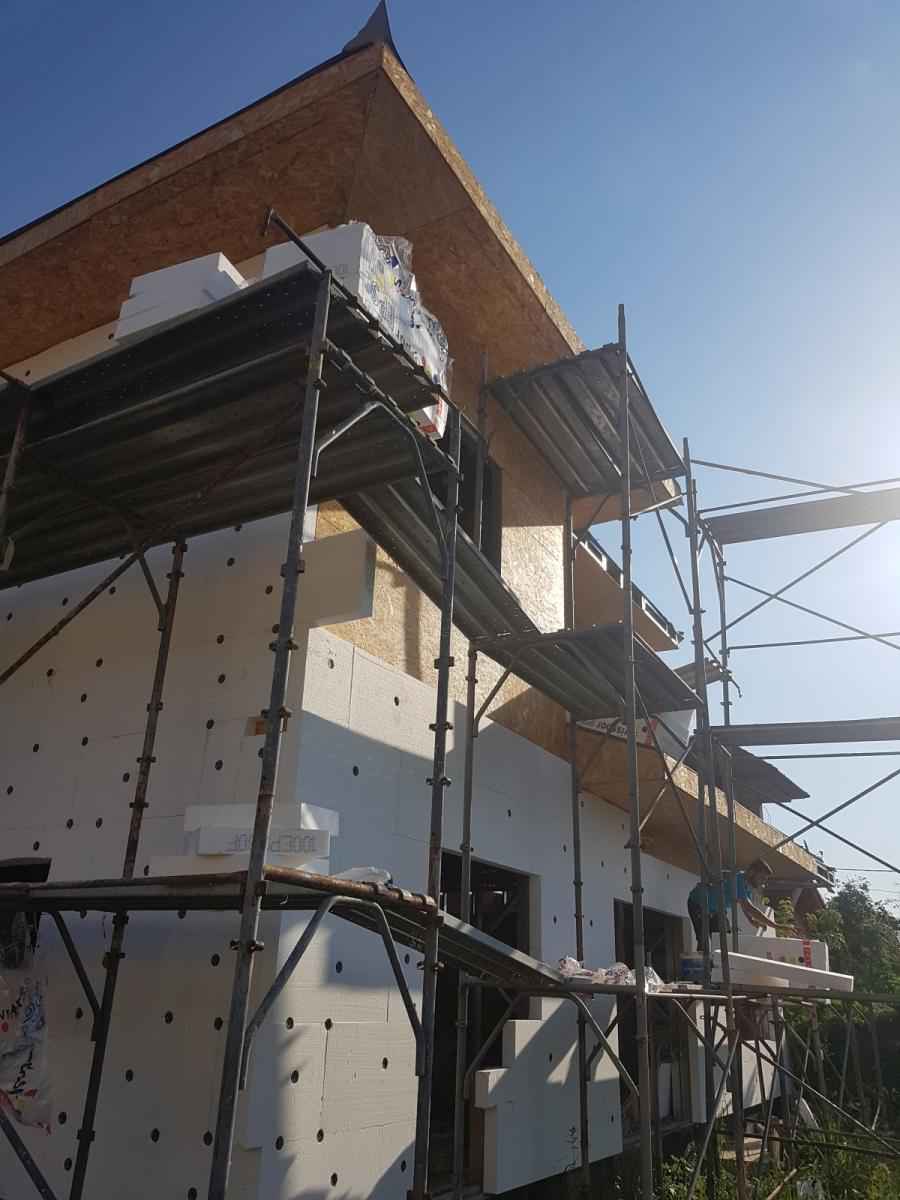 Isolation thermique en polystyrène expansé de 100 mm pour le modèle de maison en métal de 260 mètres carrés