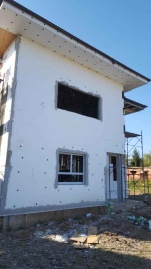 Projet de système d'isolation thermique pour une maison en structure métallique de 191 mètres carrés thumbnail