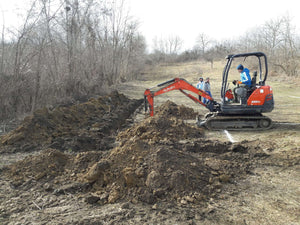 Projet de pension financée par l'Union européenne, traçage et excavation des fondations thumbnail