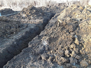 Projet de pension financée par l'Union européenne, traçage et excavation des fondations thumbnail
