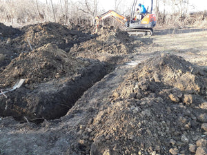 Projet de pension financée par l'Union européenne, traçage et excavation des fondations thumbnail
