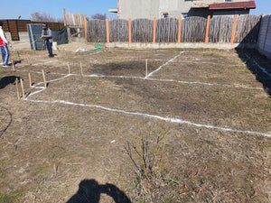Traçage et excavation de la fondation pour une maison en structure métallique de 134 mètres carrés thumbnail