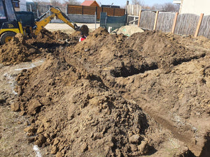 Traçage et excavation de la fondation pour une maison en structure métallique de 134 mètres carrés thumbnail