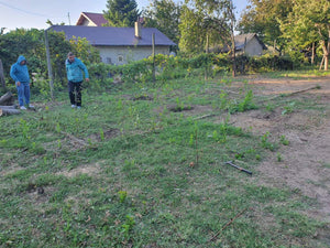 Traçage et excavation de la fondation pour la construction d'une maison de plain-pied de 84 mètres carrés dans le département d'Ialomita thumbnail