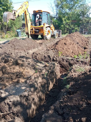 Traçage et excavation de la fondation pour la construction d'une maison de plain-pied de 84 mètres carrés dans le département d'Ialomita thumbnail