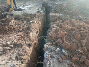 Traçage et excavation mécanisée de la fondation pour une maison sans étage dans le département d'Ilfov thumbnail
