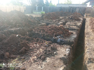 Traçage et excavation mécanisée de la fondation pour une maison sans étage dans le département d'Ilfov thumbnail