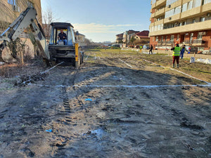 Traçage et excavation mécanisée pour un projet de halle métallique de 480 mètres carrés thumbnail