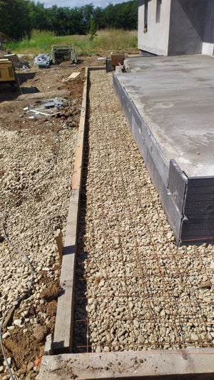 Trottoirs périphériques pour une maison sur structure métallique thumbnail