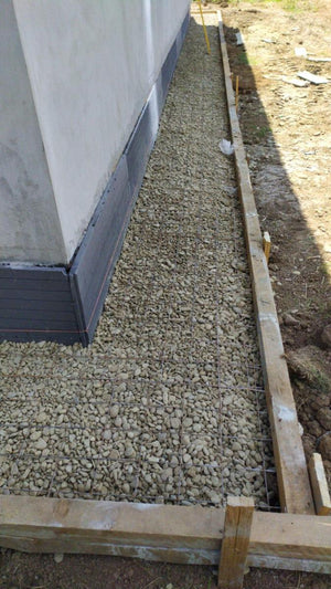 Trottoirs périphériques pour une maison sur structure métallique thumbnail