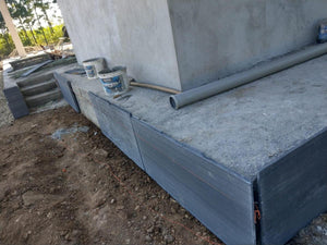 Trottoirs périphériques pour une maison sur structure métallique thumbnail
