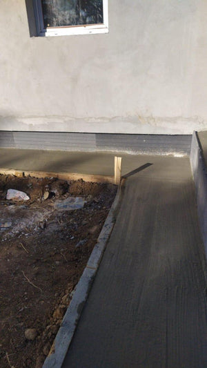 Trottoirs périphériques pour une maison sur structure métallique thumbnail