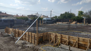 Couler une dalle au-dessus du sol pour une maison sur une maçonnerie de 386 mètres carrés à Bucarest thumbnail
