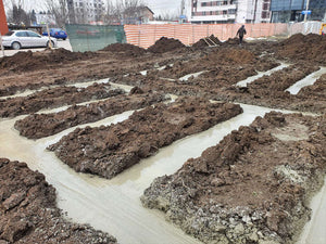Couler une semelle de fondation pour un projet de halle métallique de 480 mètres carrés thumbnail