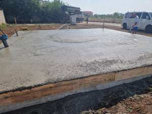 Remplissage, Renforcement et Coulée de la Dalle de Fondation pour la Construction à Ilfov thumbnail