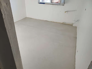 Peindre les murs et les plafonds et couler une chape autonivelante pour un appartement de 120 mètres carrés à Baneasa thumbnail
